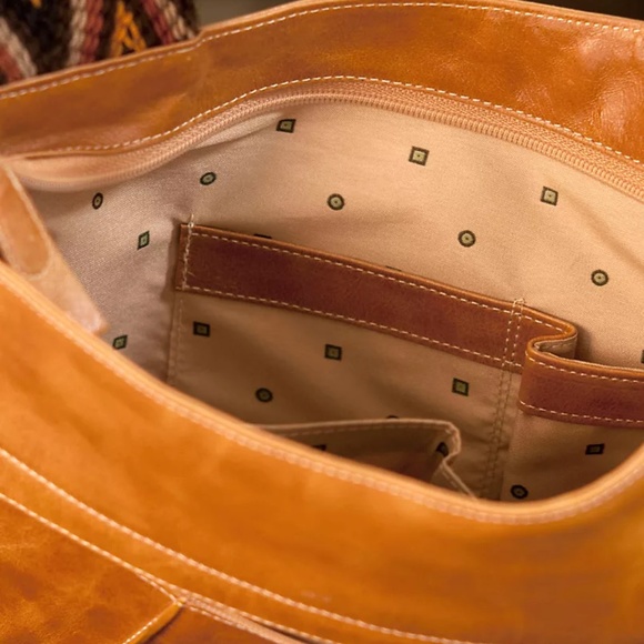 NWT Women's Limon Piel Tahali Leather Messenger Handbag - Picture 2 of 10